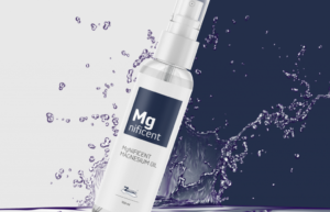 Magnezijevo olje Mgnificent je popolnoma naravna, visoko koncentrirana vodna raztopina izjemno čistega magnezijevega klorida brez dodanih konzervansov. Pridobljeno na certificiranem črpališču Zechstein Inside na področju 250 milijonov let starega presušenega morja, 1600 m pod površjem zemlje